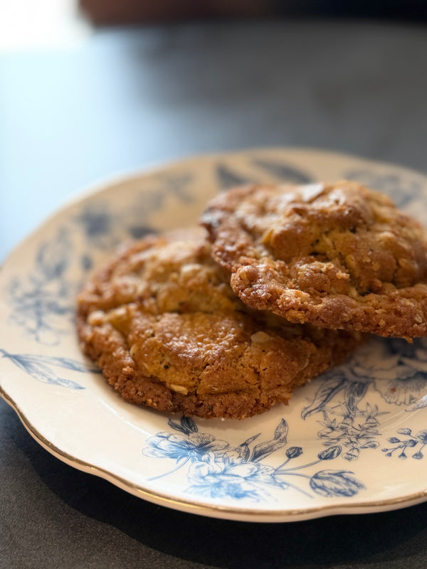 Toasted Macadamia Cookie (6)